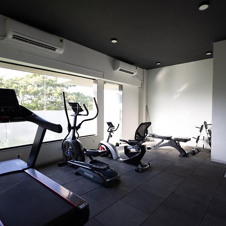 Freesia Residency By Express Inn - นาวีมุมไบ ภายนอก รูปภาพ