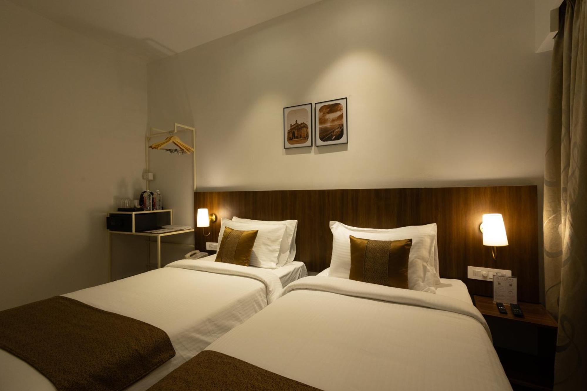 Freesia Residency By Express Inn - นาวีมุมไบ ภายนอก รูปภาพ