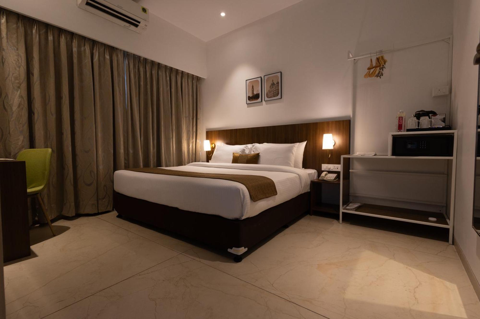 Freesia Residency By Express Inn - นาวีมุมไบ ภายนอก รูปภาพ