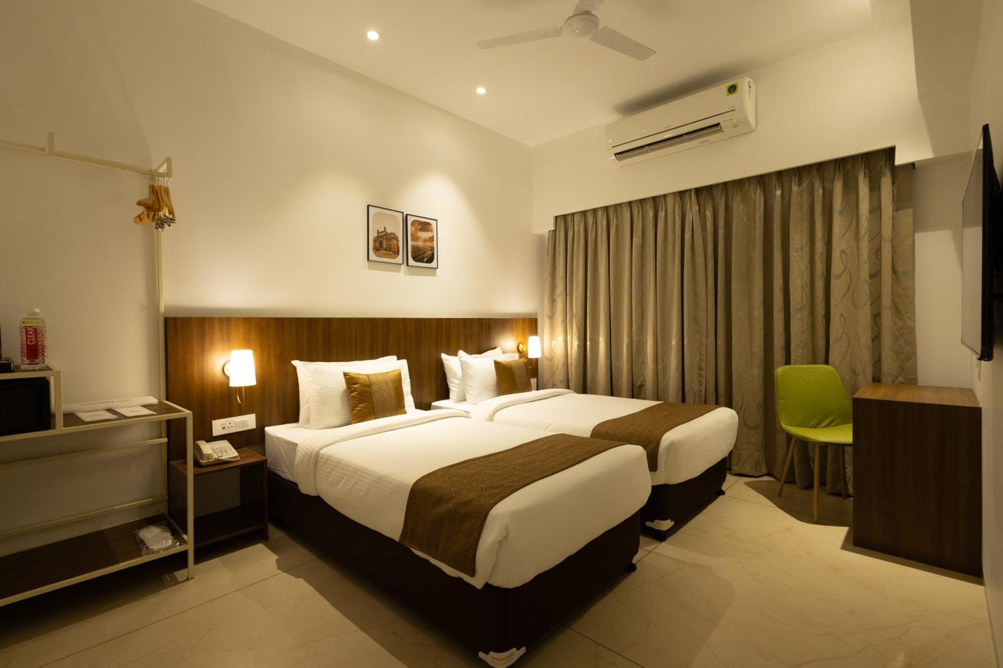 Freesia Residency By Express Inn - นาวีมุมไบ ภายนอก รูปภาพ